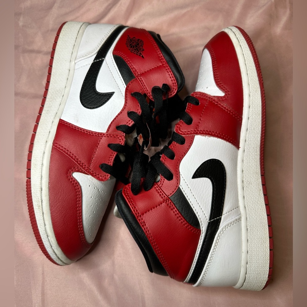 Jordans  1s